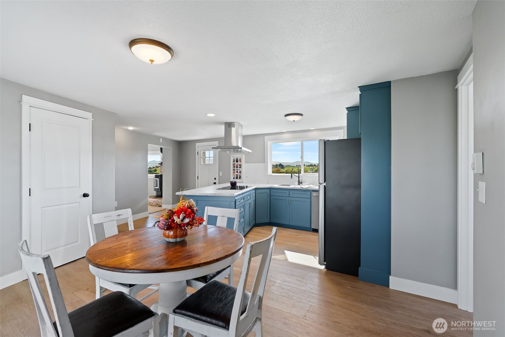 3670 N Wenas Property Photo 12