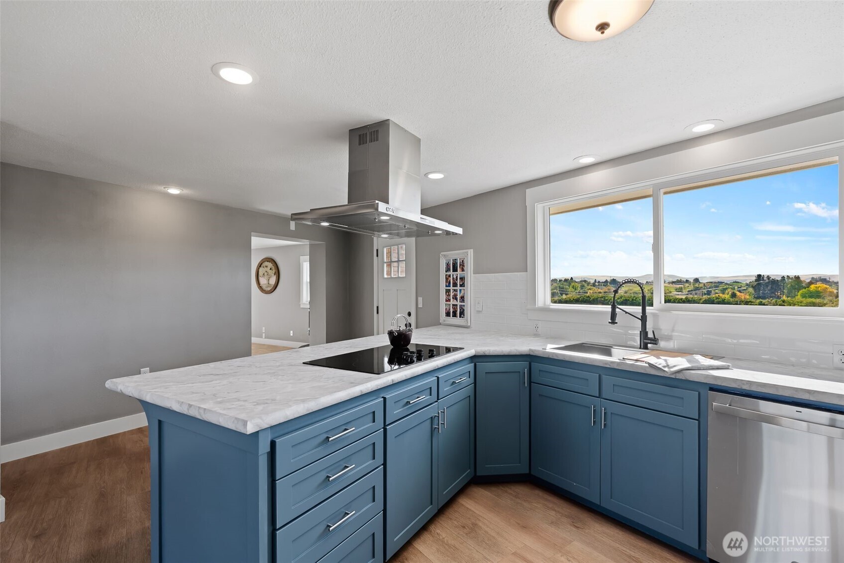 3670 N Wenas Property Photo 13