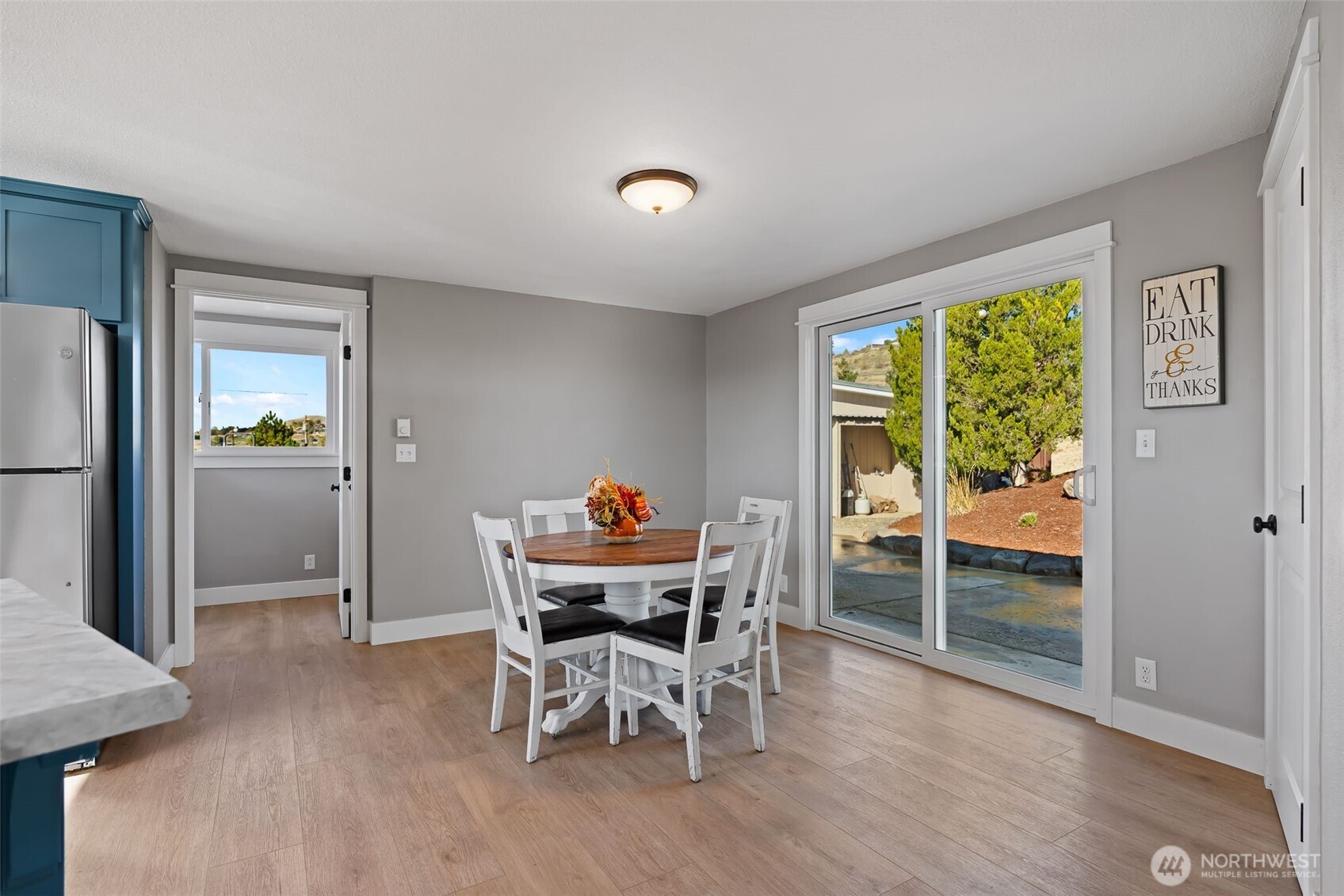 3670 N Wenas Property Photo 14