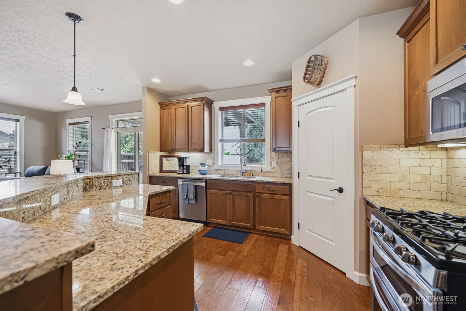 4708 W Warbler Street Property Photo 6