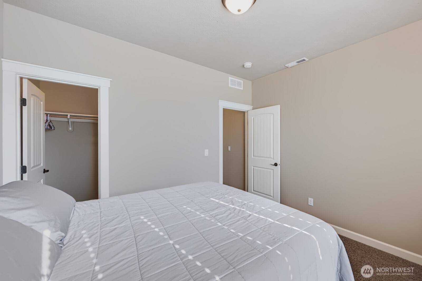 4708 W Warbler Street Property Photo 22