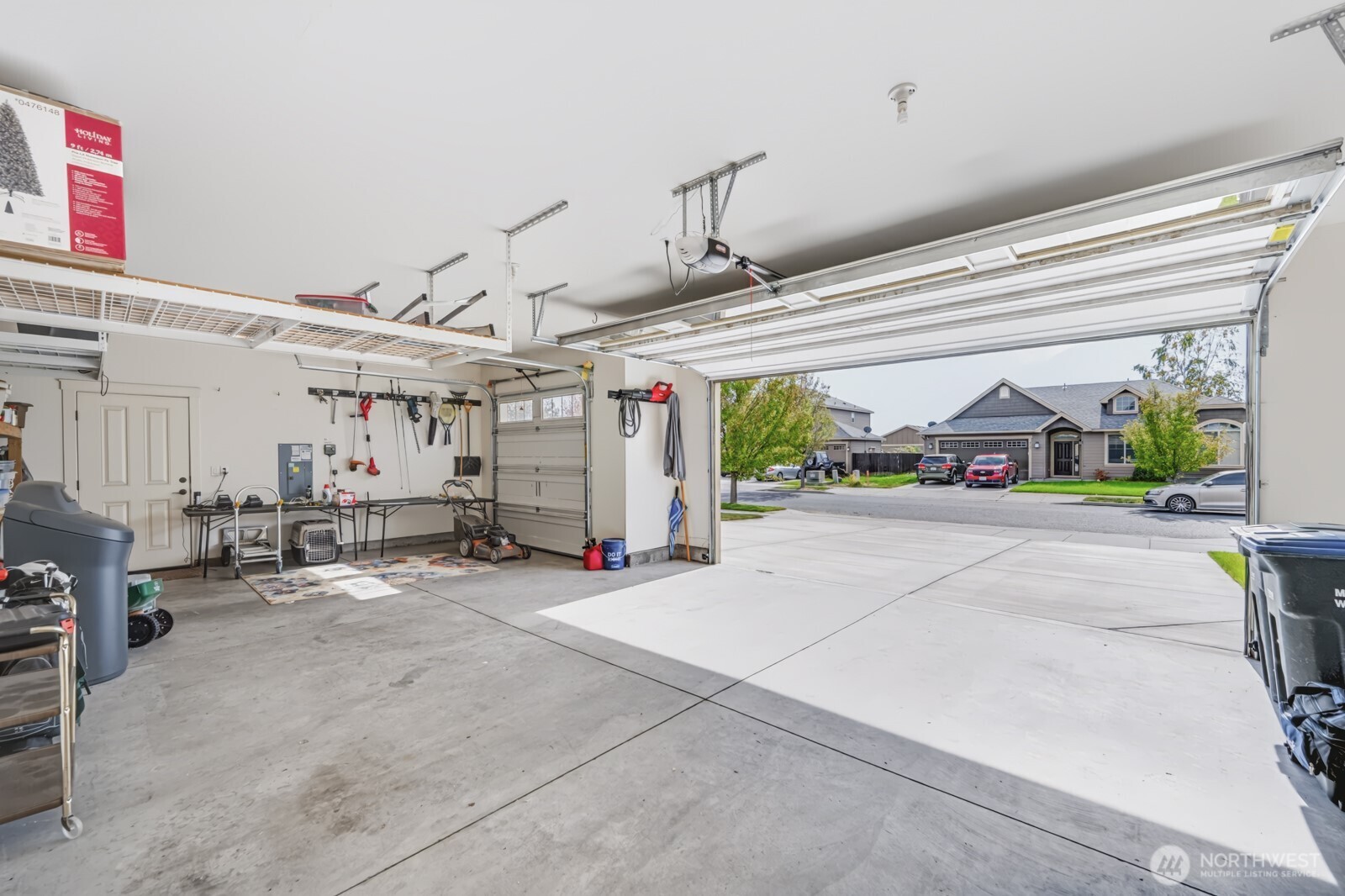 4708 W Warbler Street Property Photo 28