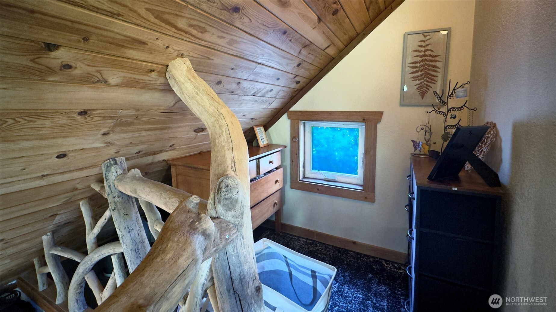 505 Linder Street Property Photo 32