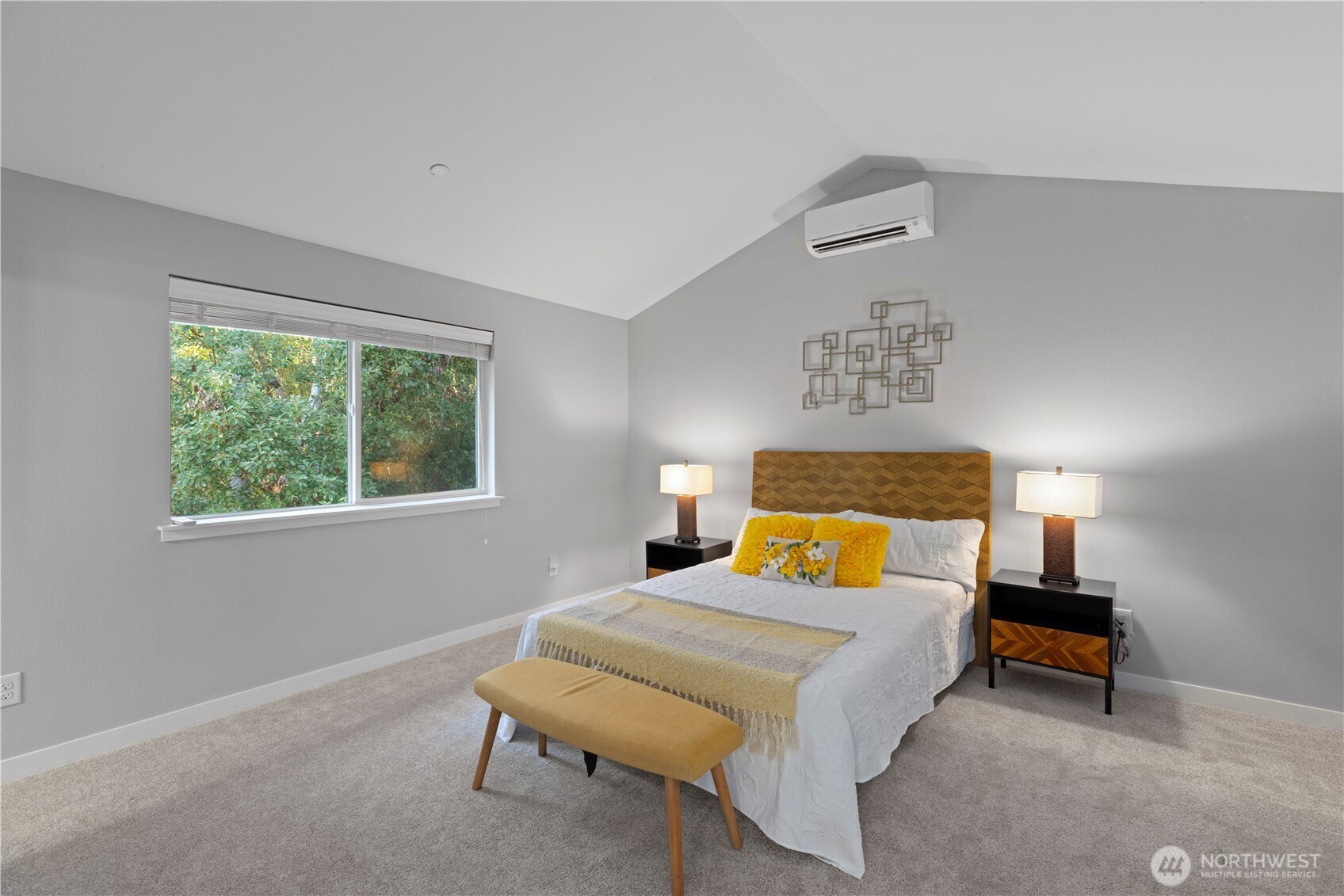 2305 Seringa Avenue Property Photo 16