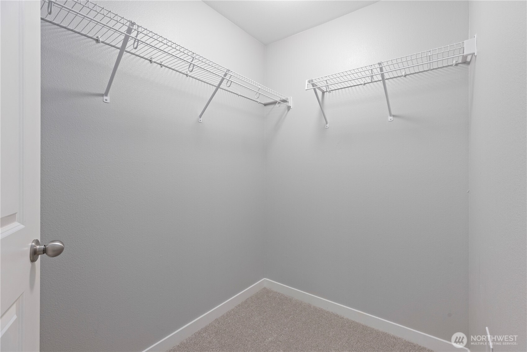 2305 Seringa Avenue Property Photo 20
