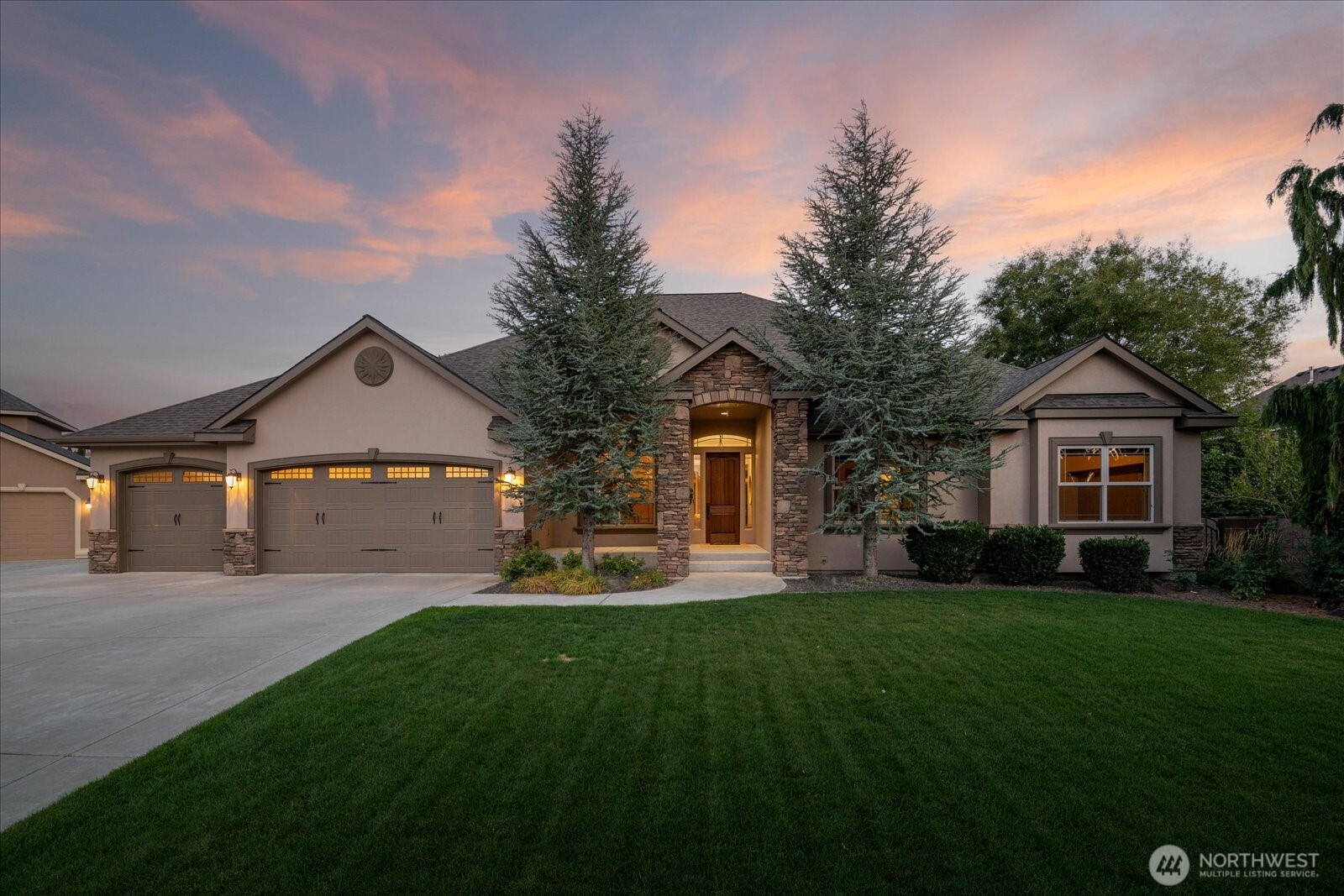 457 Royal Ann Court Property Photo 1