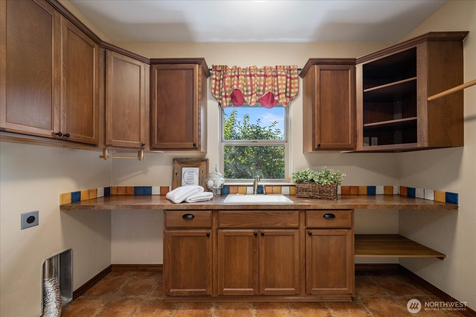 457 Royal Ann Court Property Photo 25