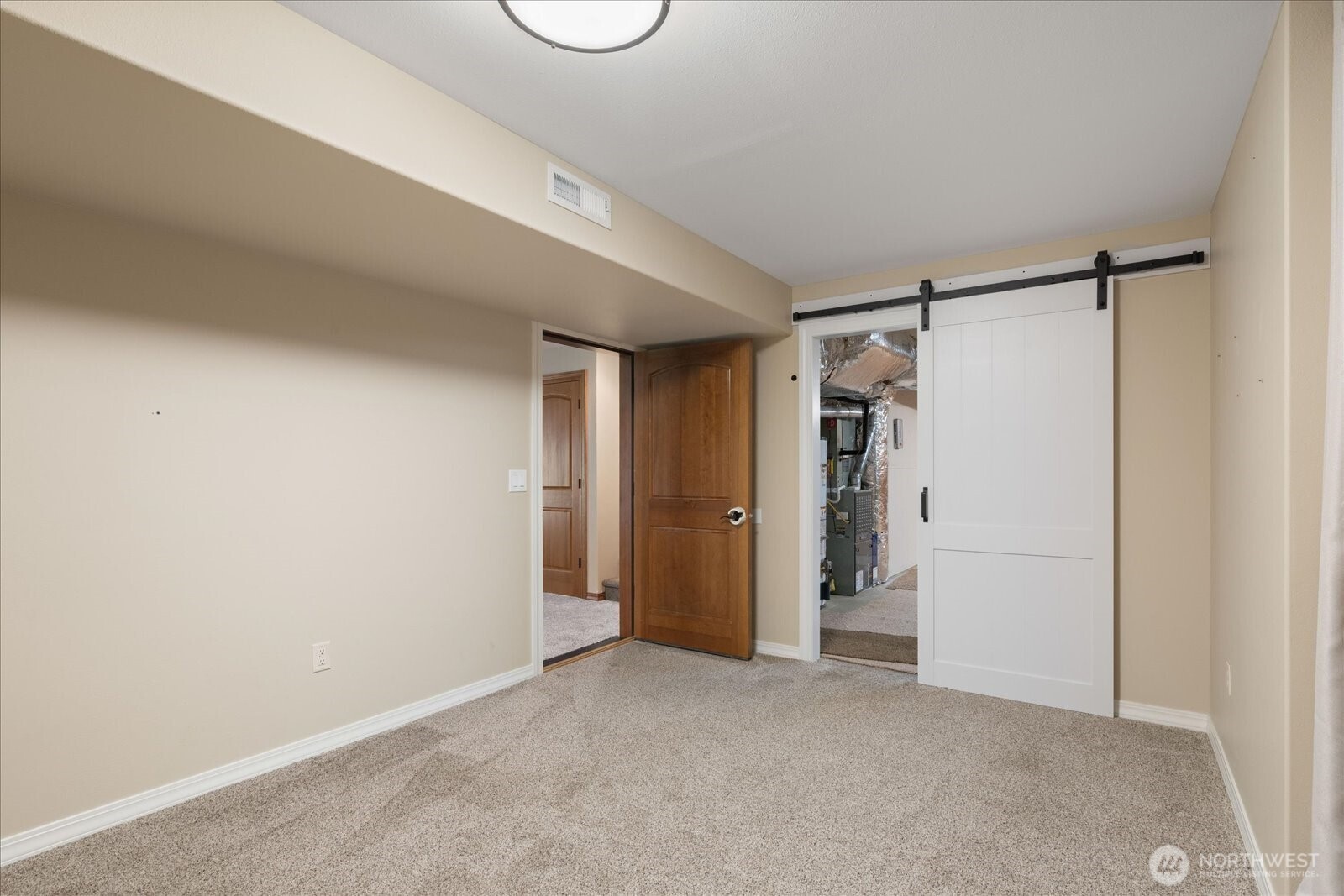 457 Royal Ann Court Property Photo 32