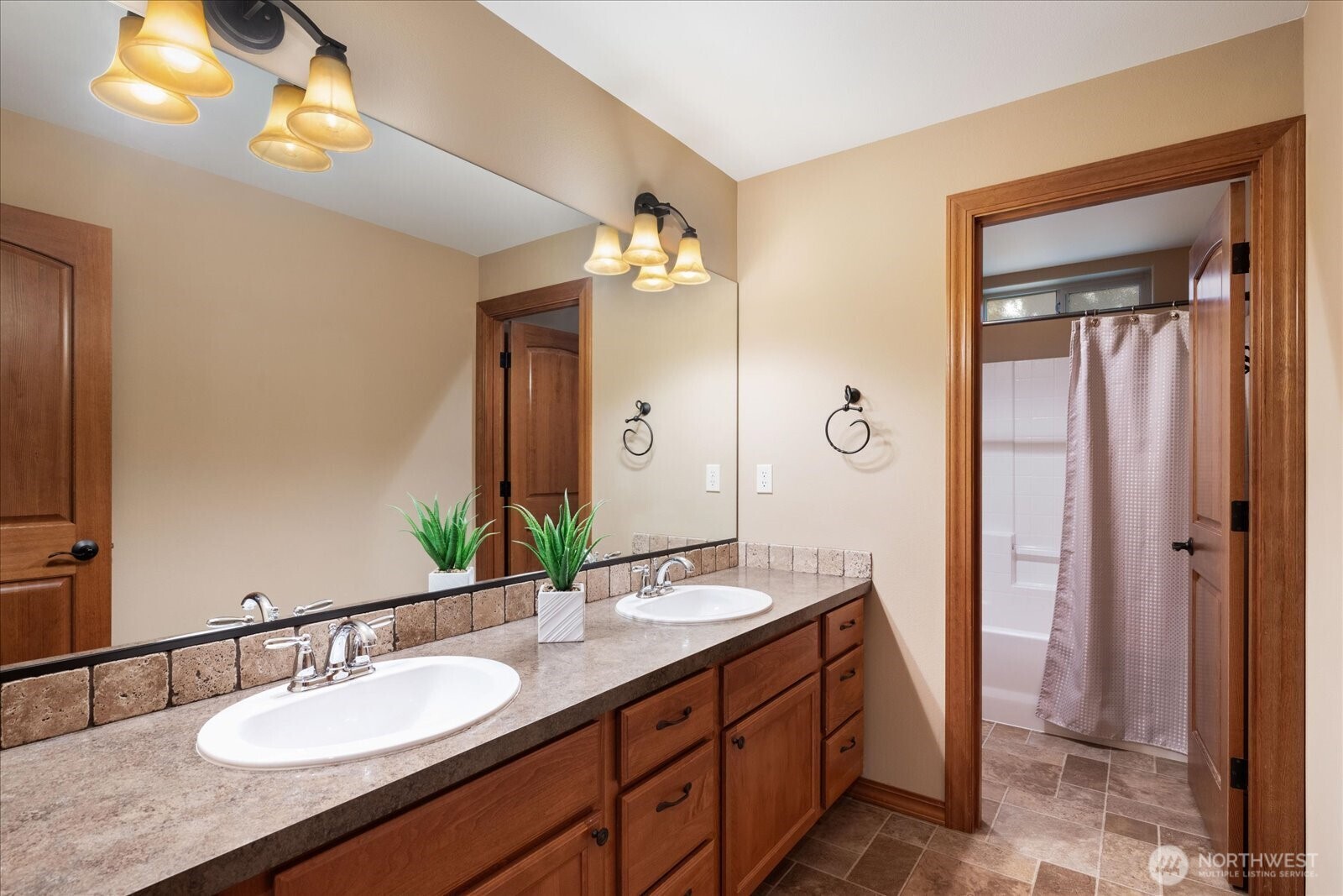 457 Royal Ann Court Property Photo 33