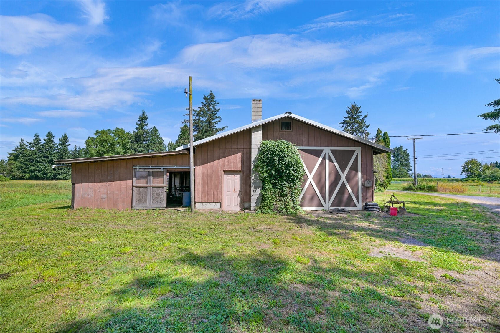 9547 Swartwood Road Property Photo 4