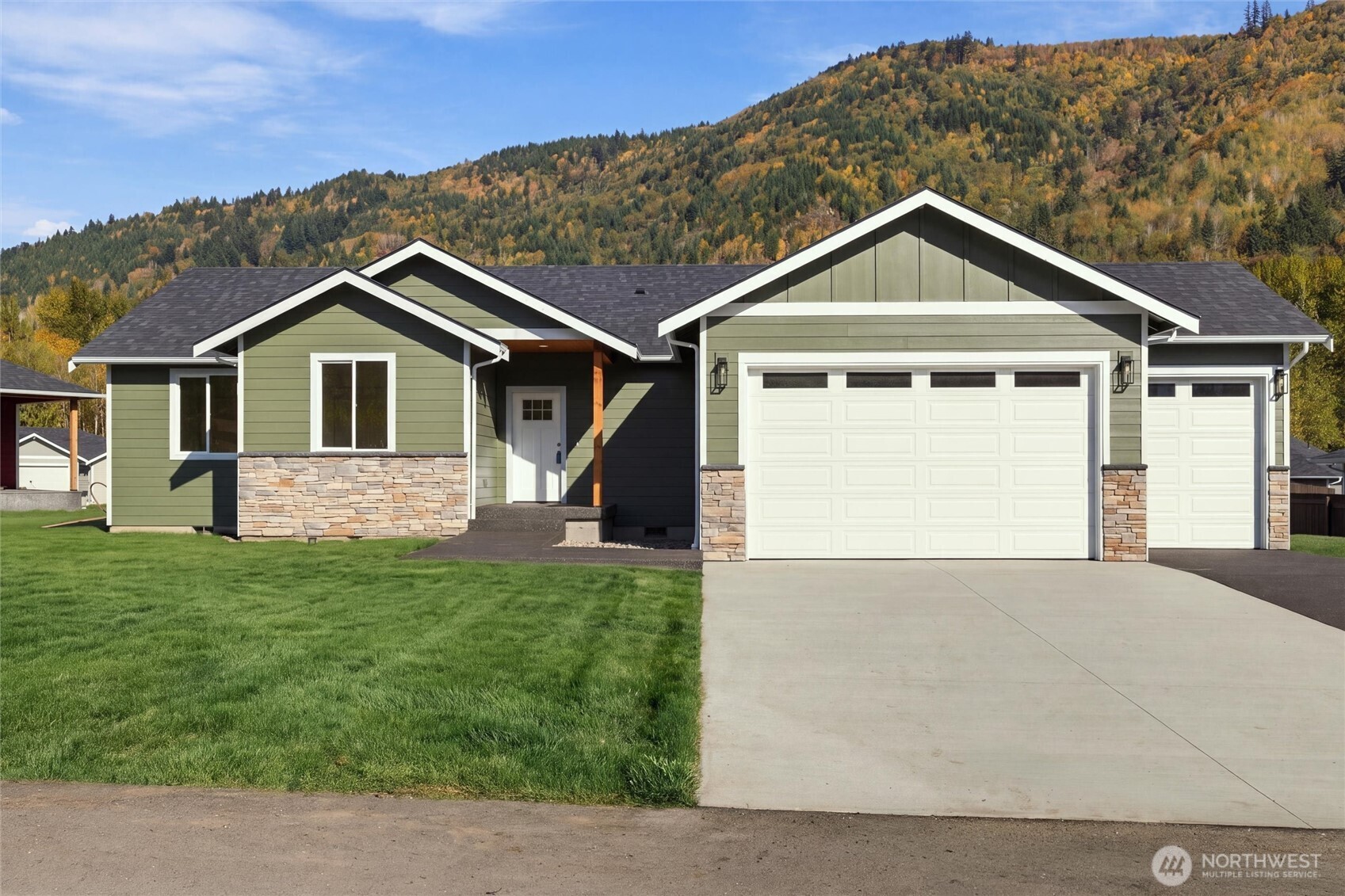 8262 Gold Run Drive Property Photo 1