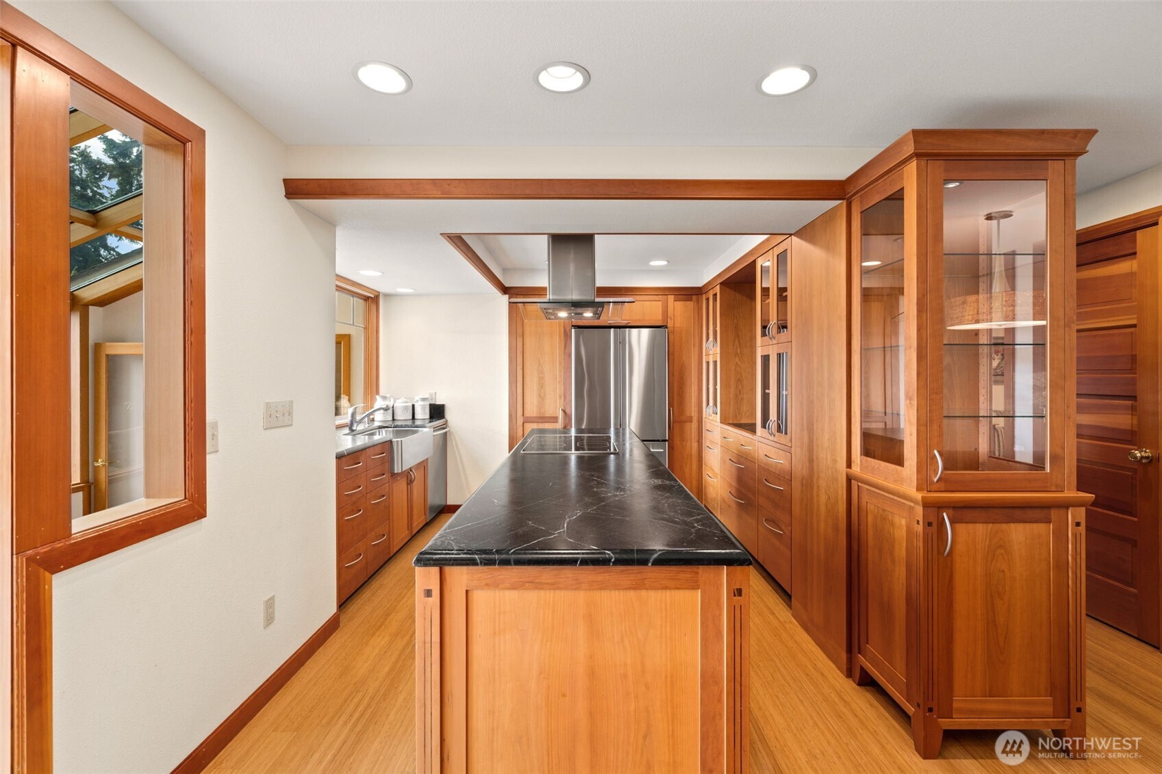 9796 Ne Murden Cove Drive Property Photo 15