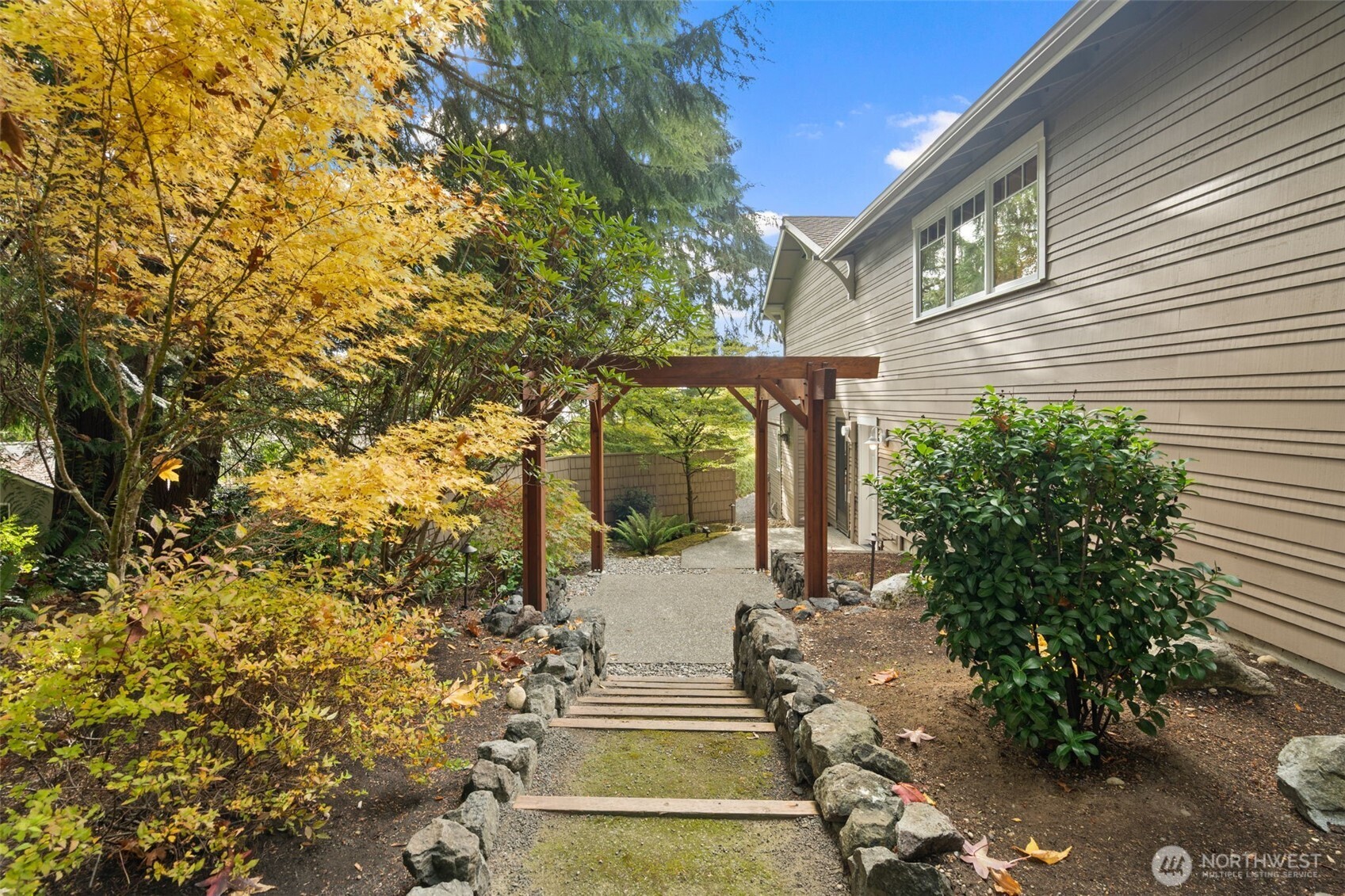 9796 Ne Murden Cove Drive Property Photo 33