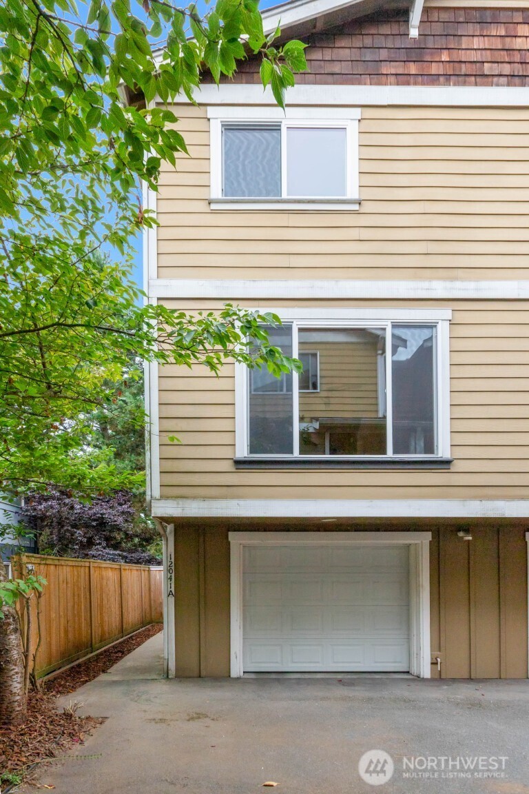 12041 33rd Avenue A Property Photo 1