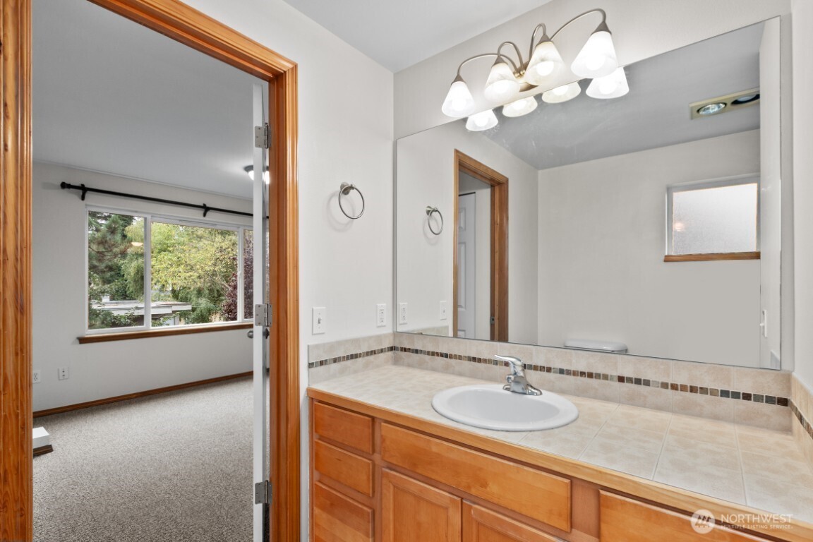 12041 33rd Avenue A Property Photo 20
