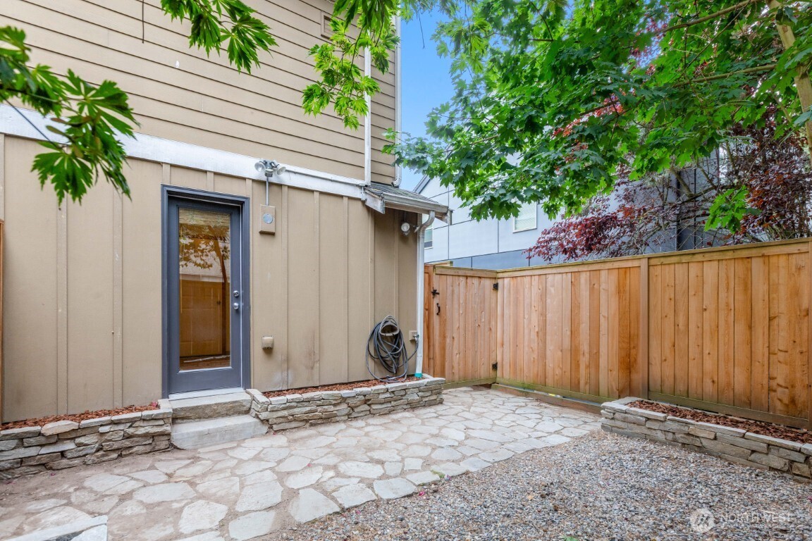 12041 33rd Avenue A Property Photo 27