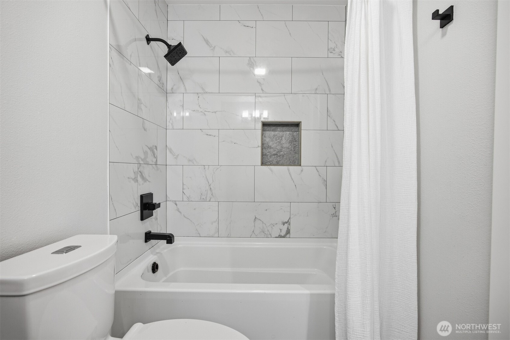 8153 Comox Road Property Photo 25