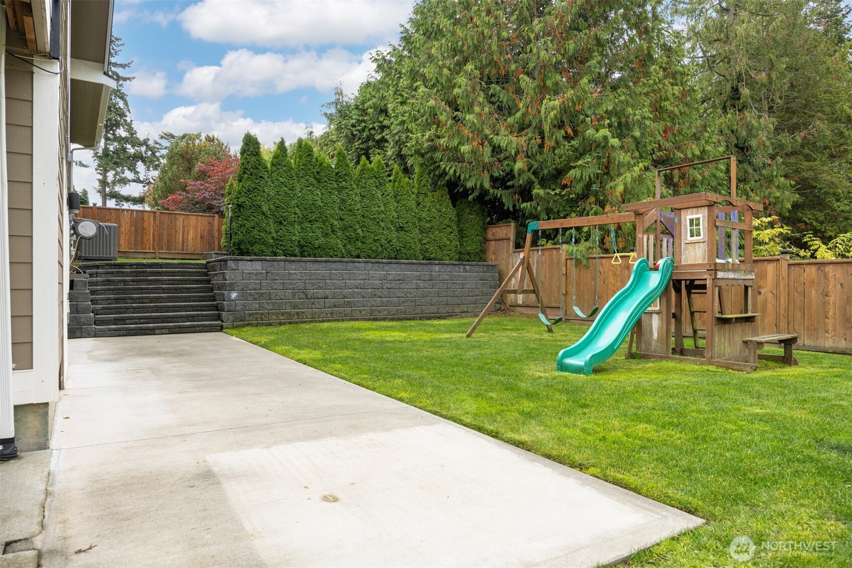 8153 Comox Road Property Photo 36
