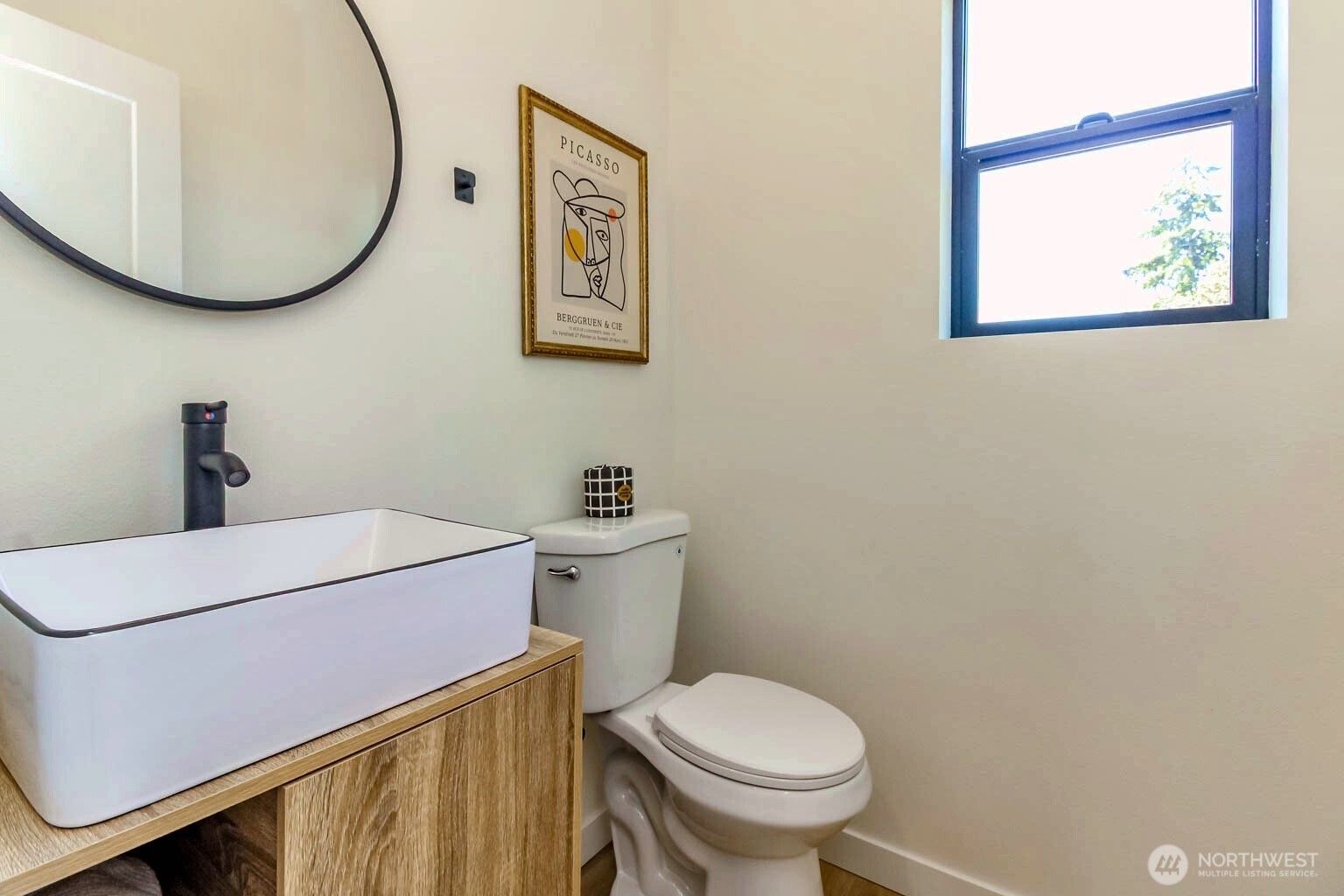 1717 S 17th Street D Property Photo 17