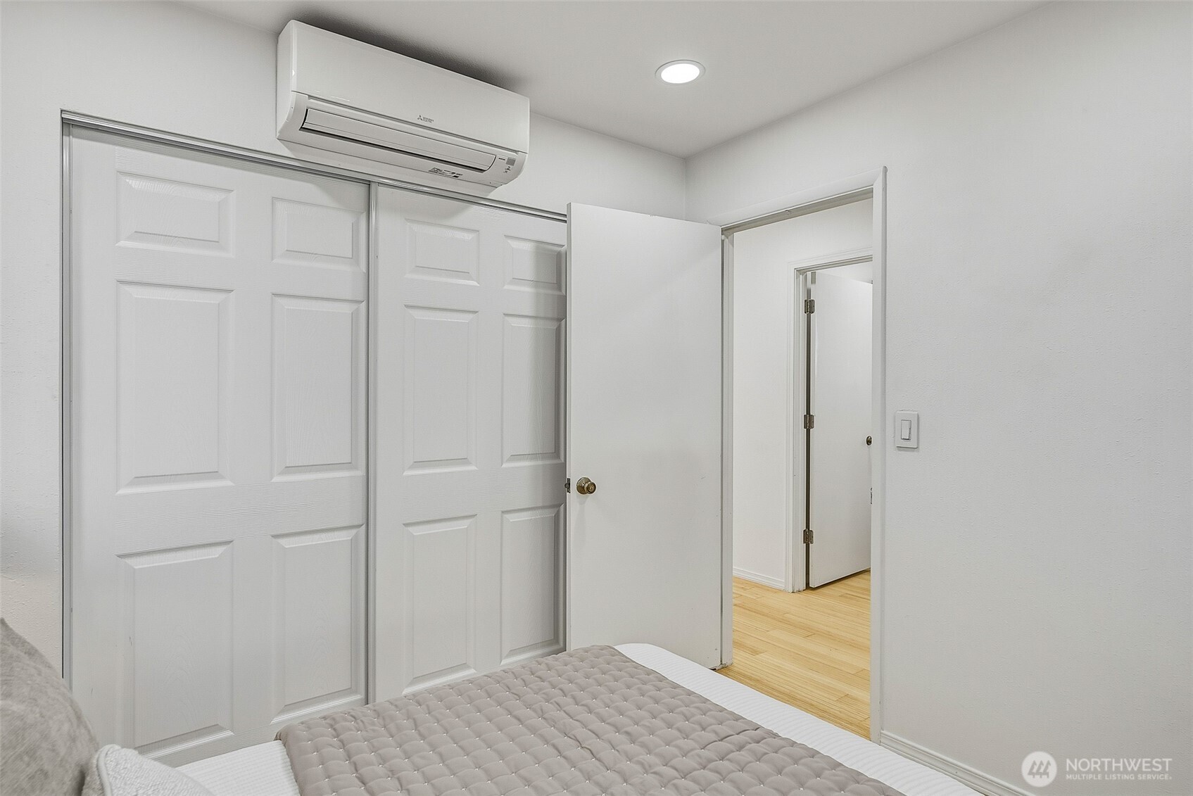 743 N 74th Street Property Photo 9