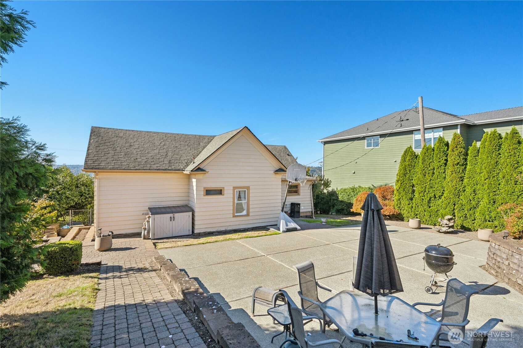 606 Renton Avenue Property Photo 15