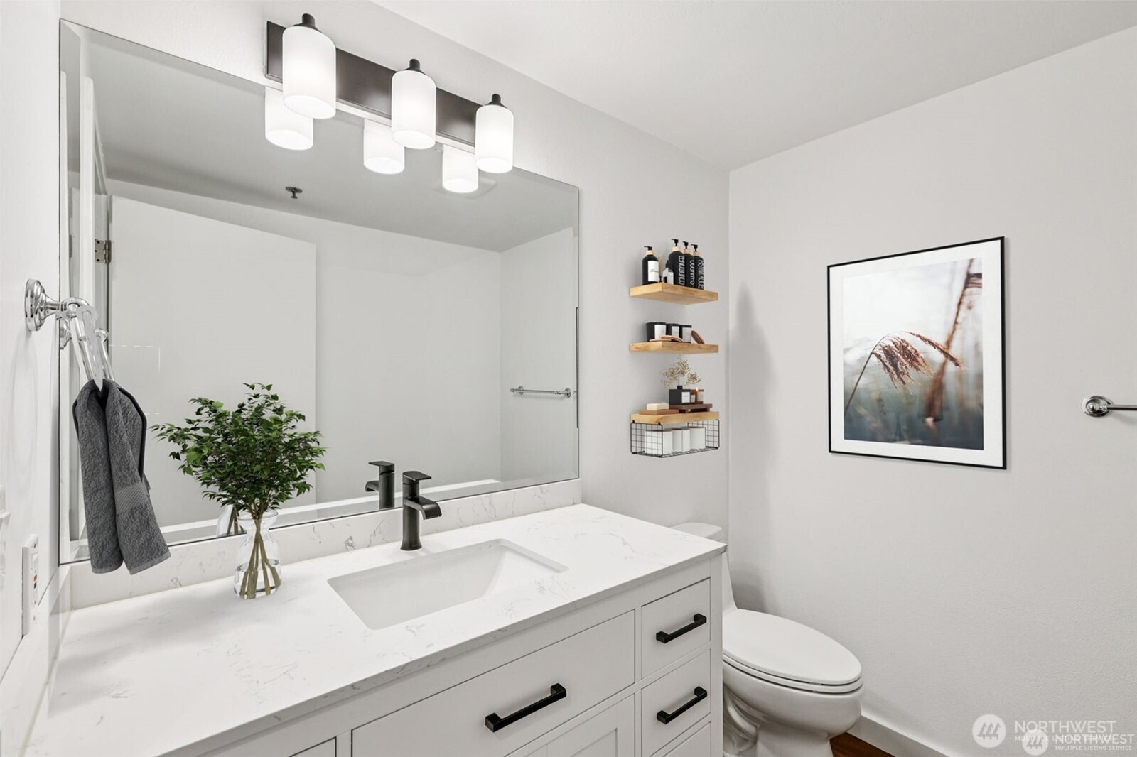 1425 Dexter Avenue 611 Property Photo 24