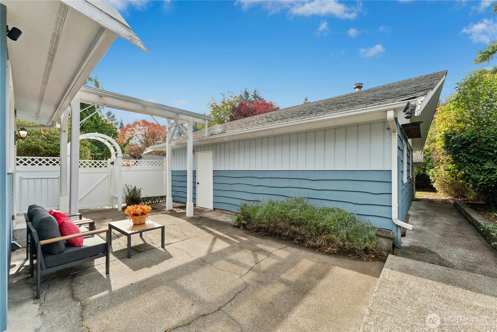 10418 Park Avenue Property Photo 21