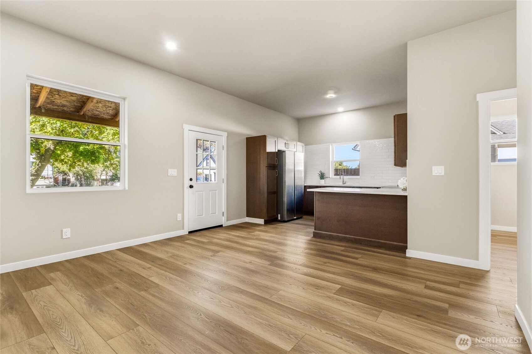 1211 Chestnut Street Property Photo 5