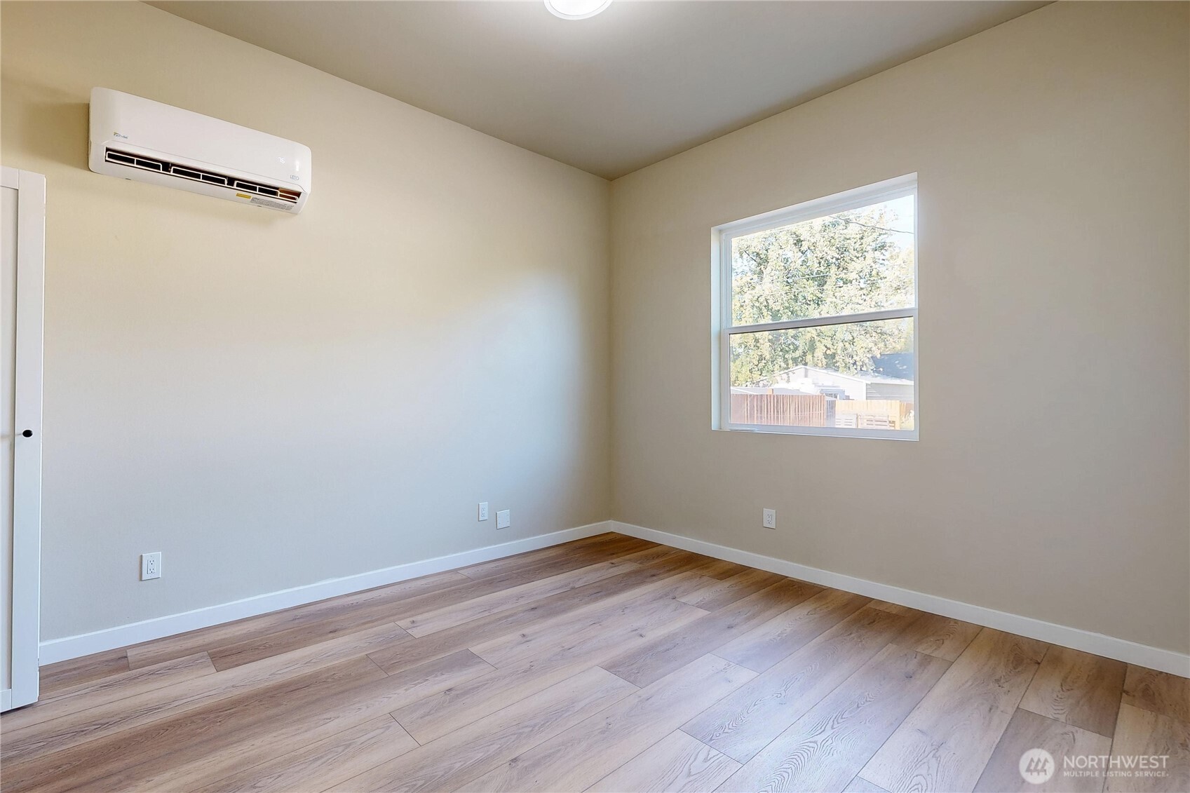 1211 Chestnut Street Property Photo 10