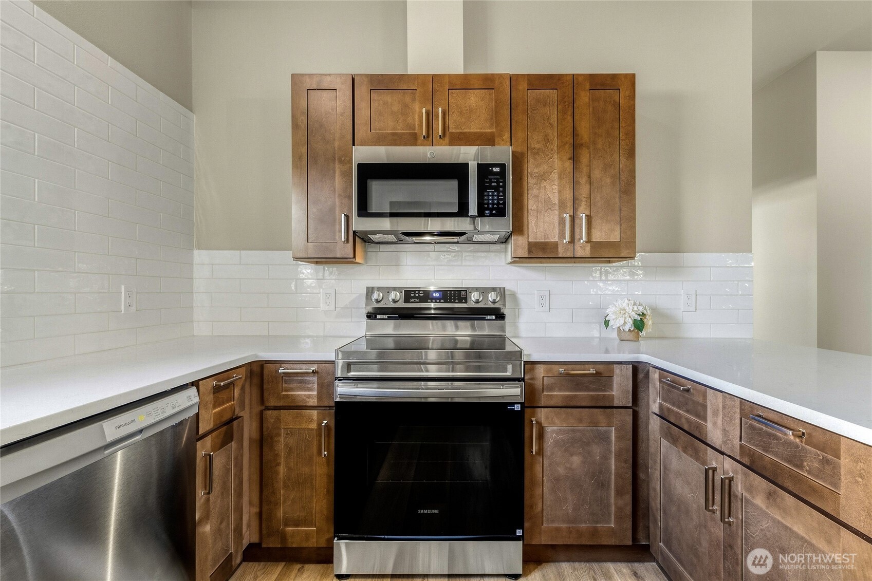 1211 Chestnut Street Property Photo 10