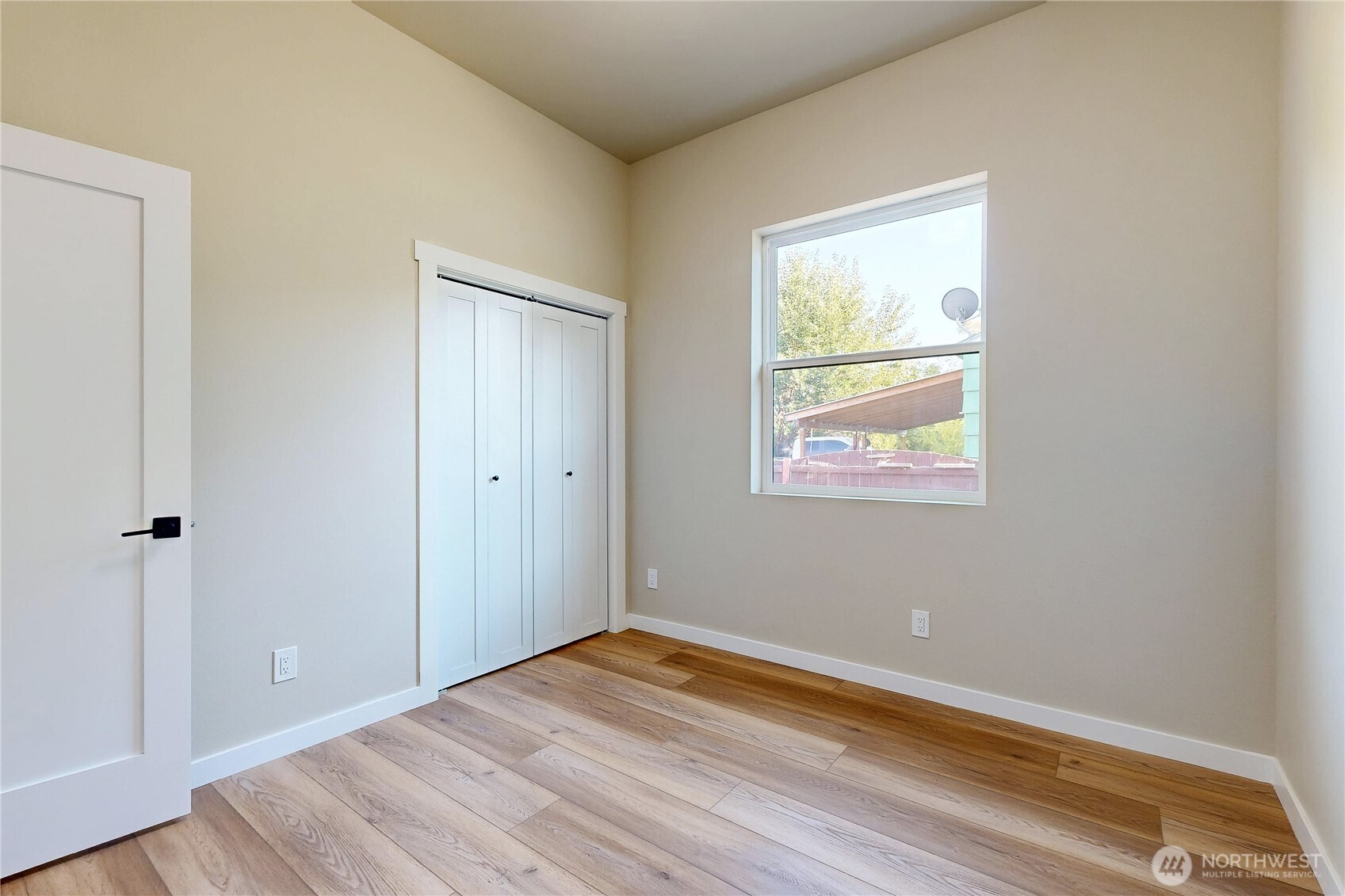 1211 Chestnut Street Property Photo 13