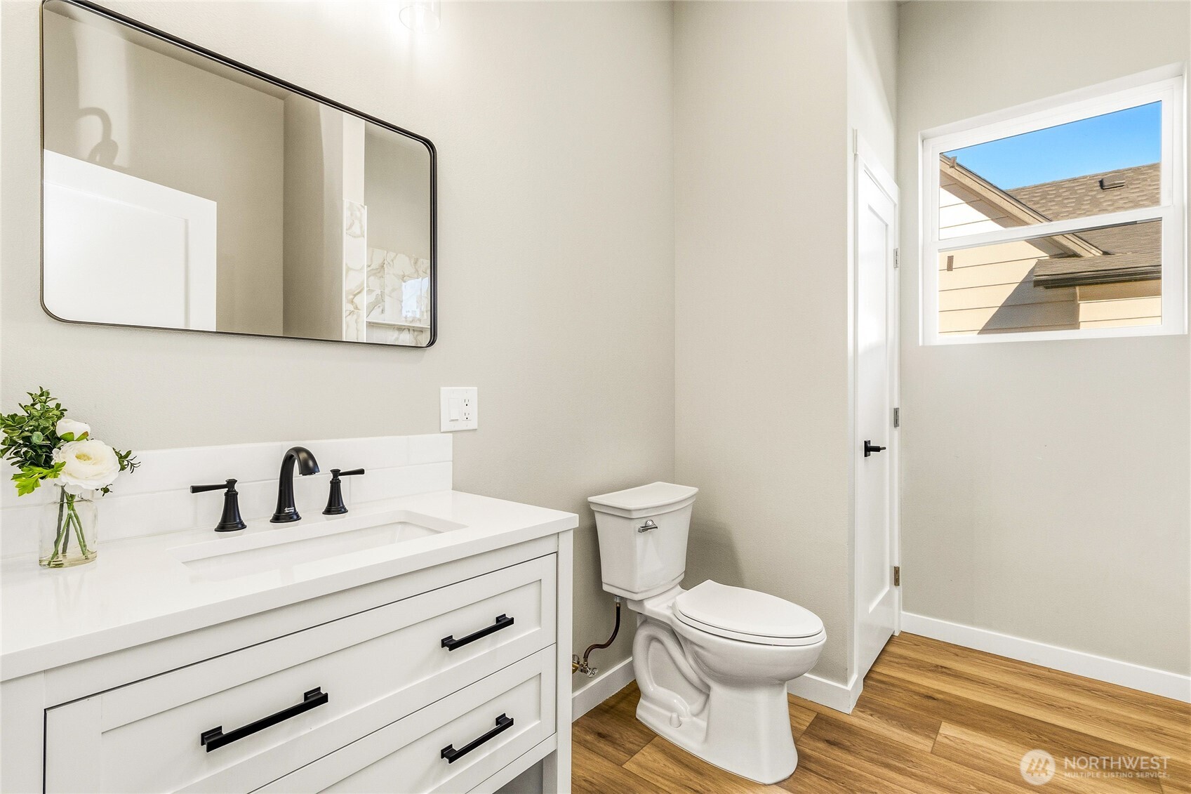 1211 Chestnut Street Property Photo 13