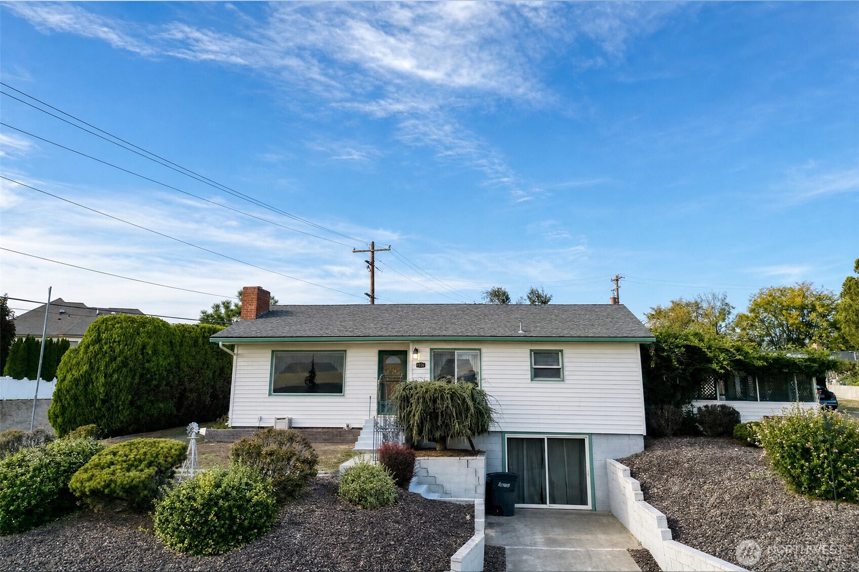 1369 Upland Drive Property Photo 1