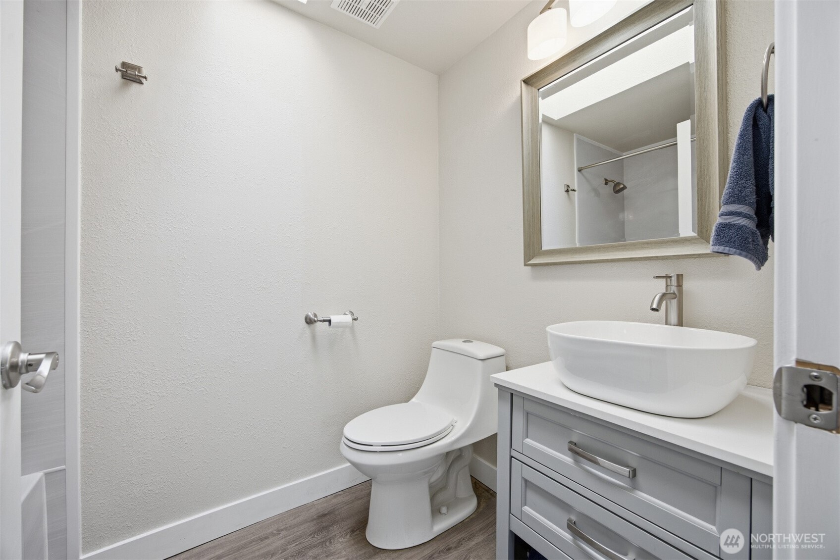 3802 James Street 39 Property Photo 26