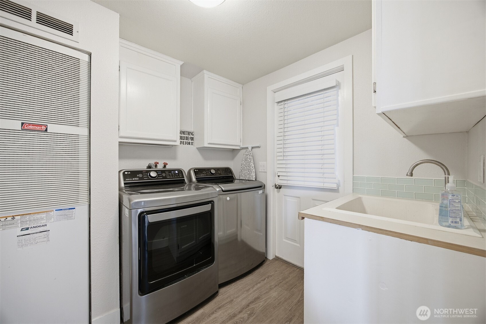 3802 James Street 39 Property Photo 28