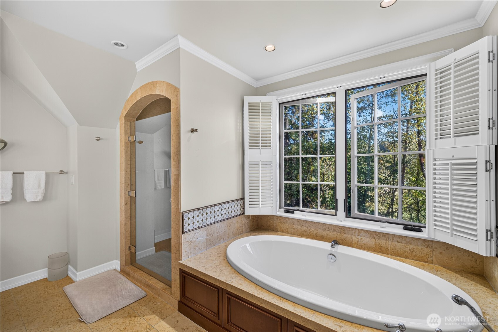 4628 Beaver Pond Drive Property Photo 28