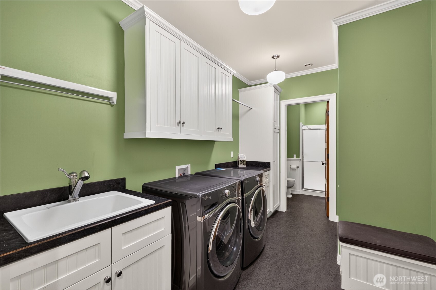 4628 Beaver Pond Drive Property Photo 34