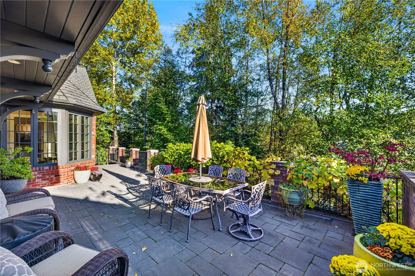 4628 Beaver Pond Drive Property Photo 36