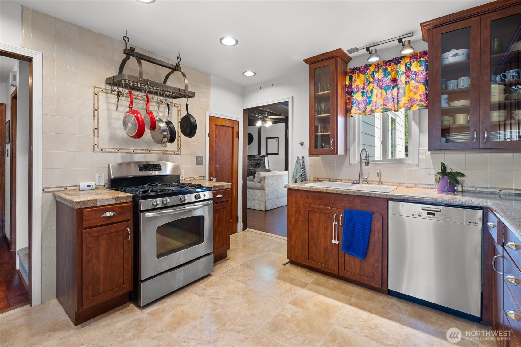 504 Prospect Avenue Property Photo 12