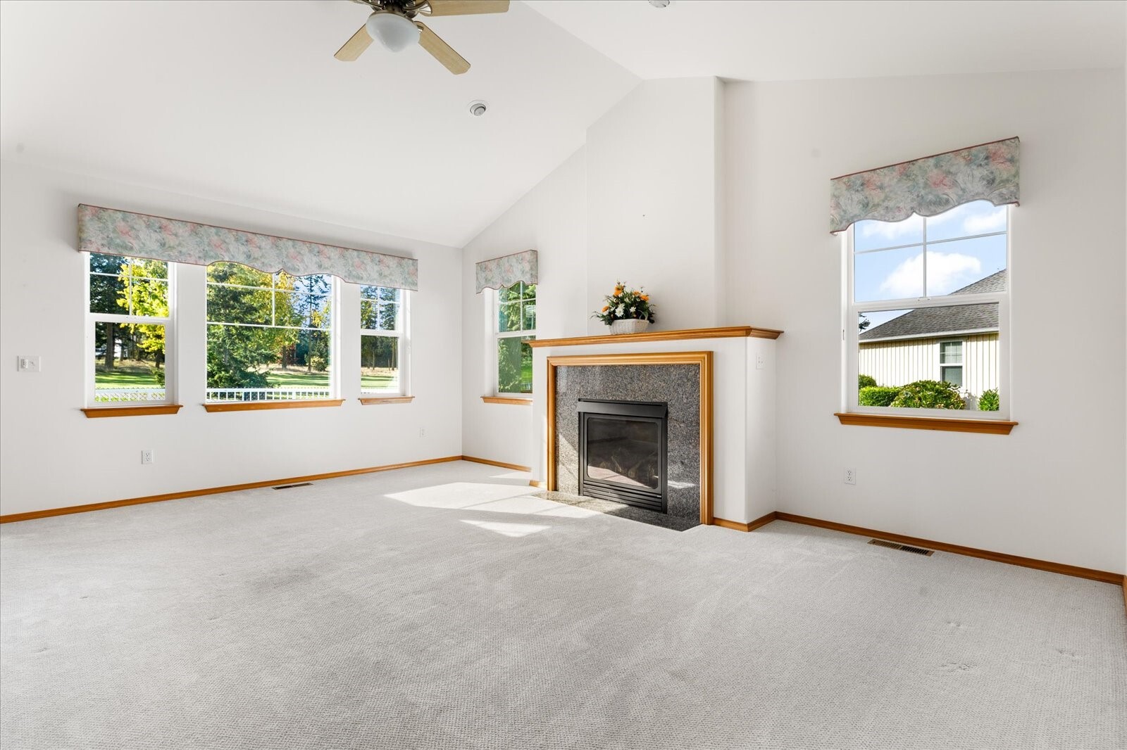 1325 Sw Xavier Drive Property Photo 10