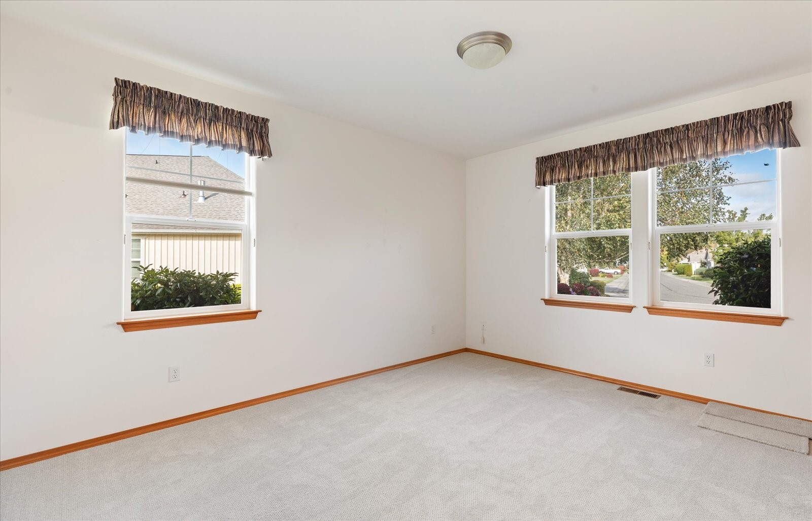 1325 Sw Xavier Drive Property Photo 23