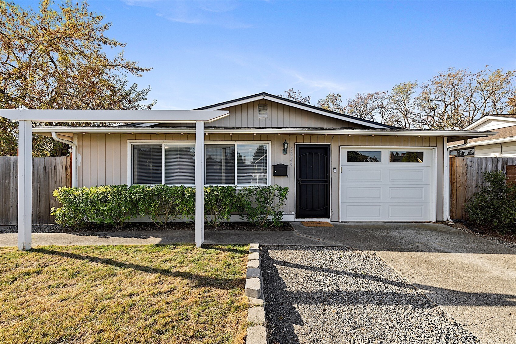 3824 E G Street Property Photo 1