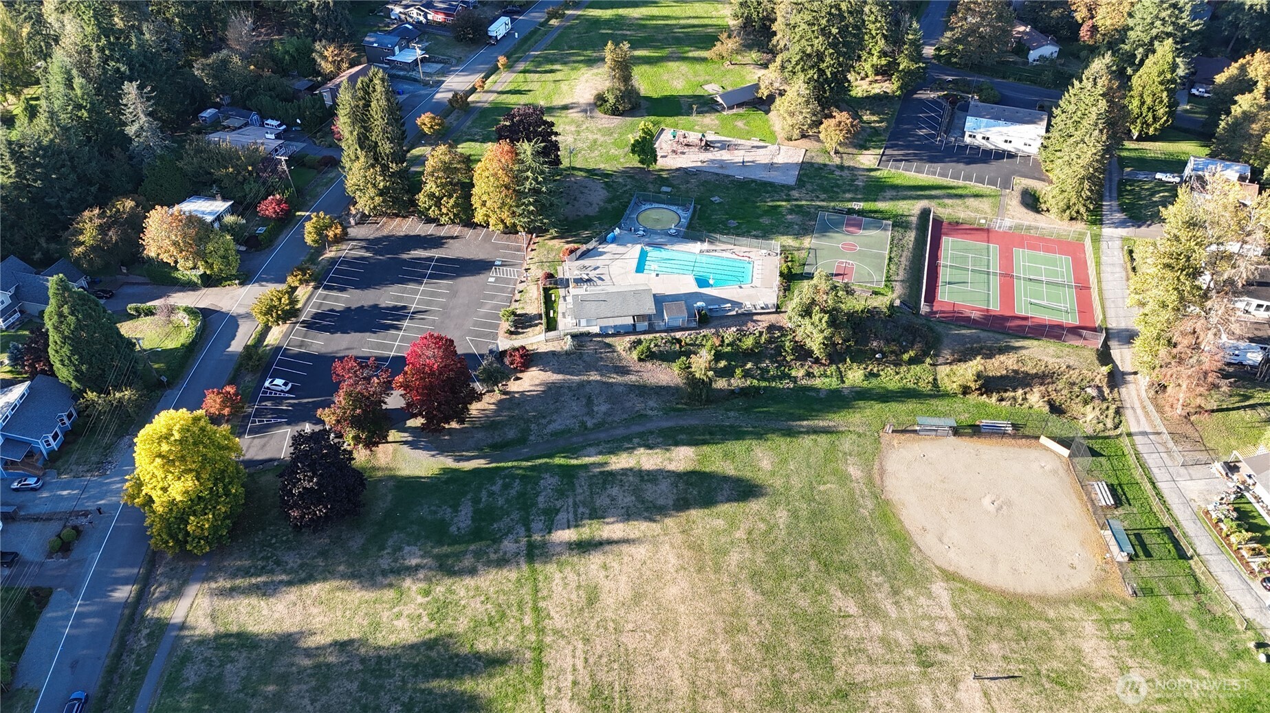 15323 207th Place Property Photo 10
