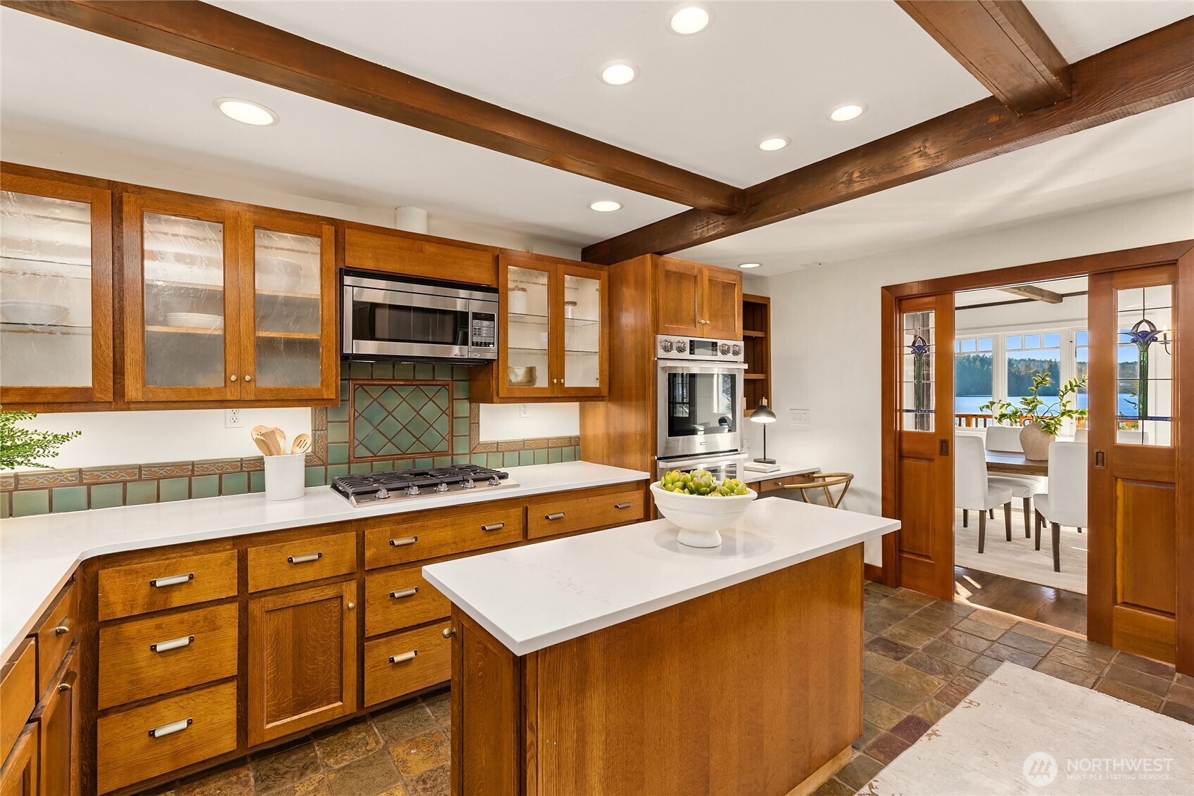 8405 Hansen Road Property Photo 13