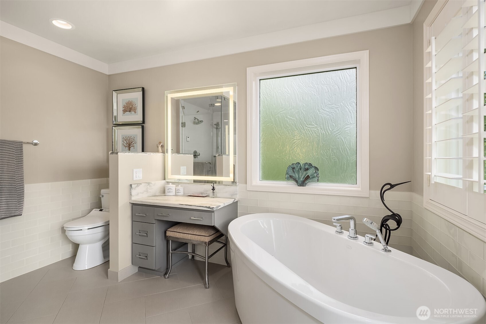 371 Vine Street Property Photo 17