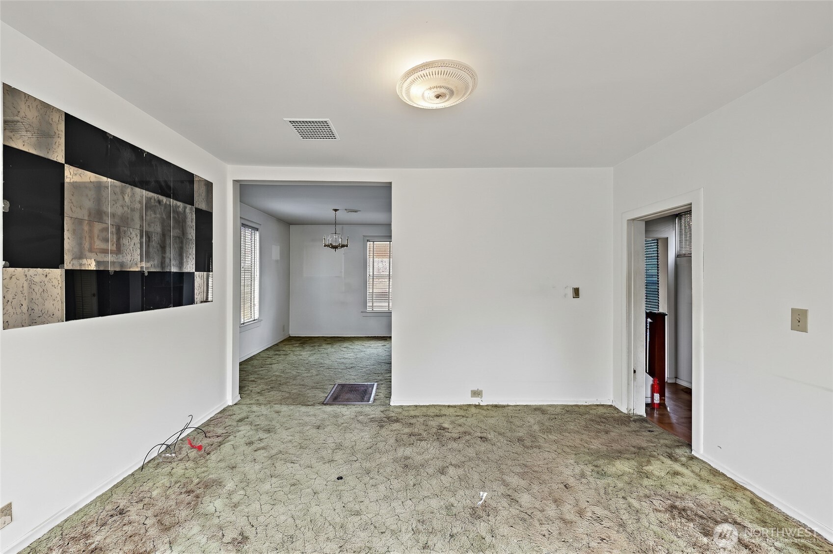 2208 E Terrace Street Property Photo 9