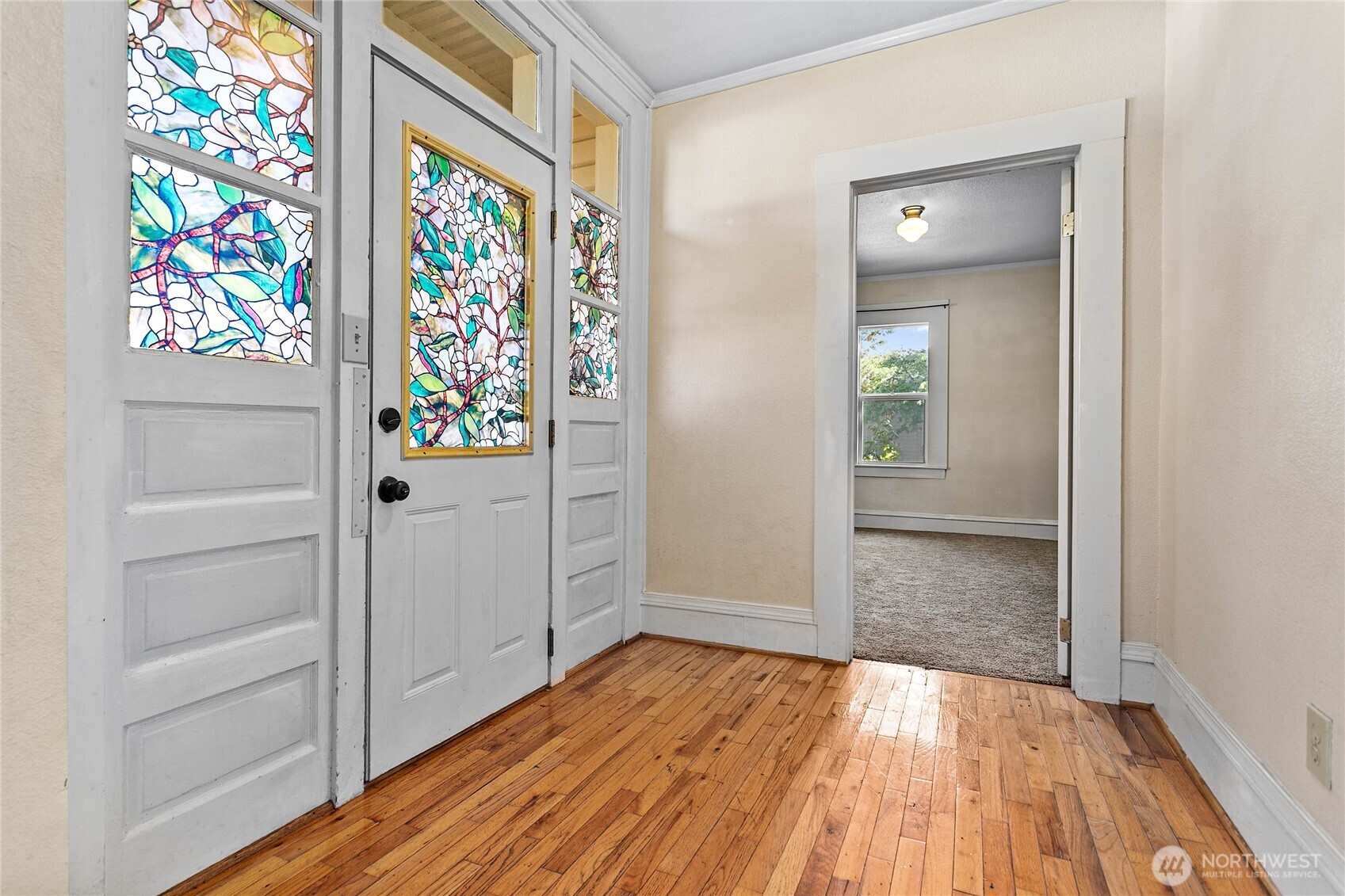 1405 Halleck Street Property Photo 5