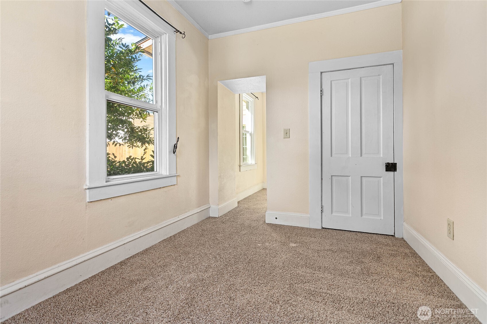 1405 Halleck Street Property Photo 26