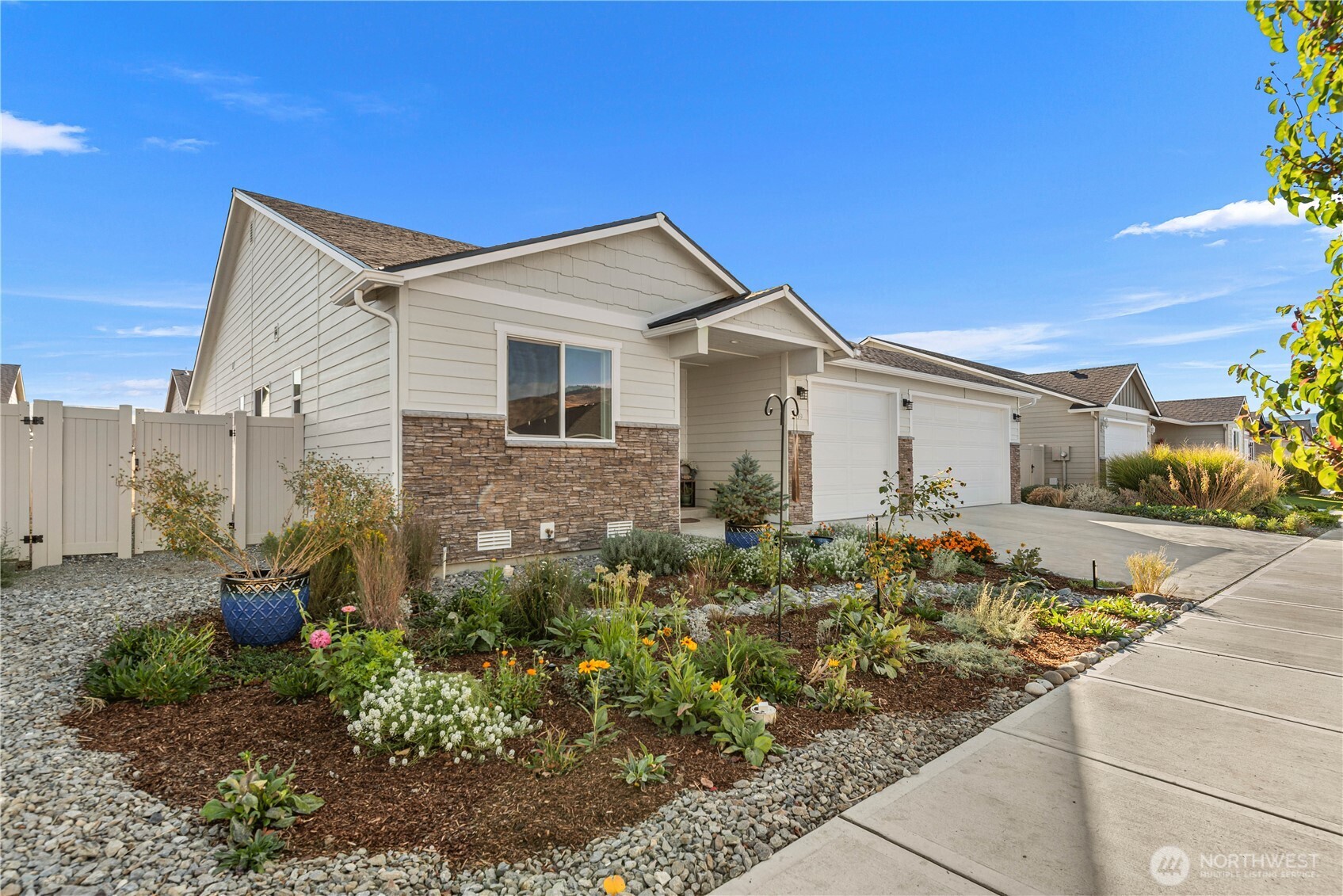 89 Emma Drive Property Photo 3