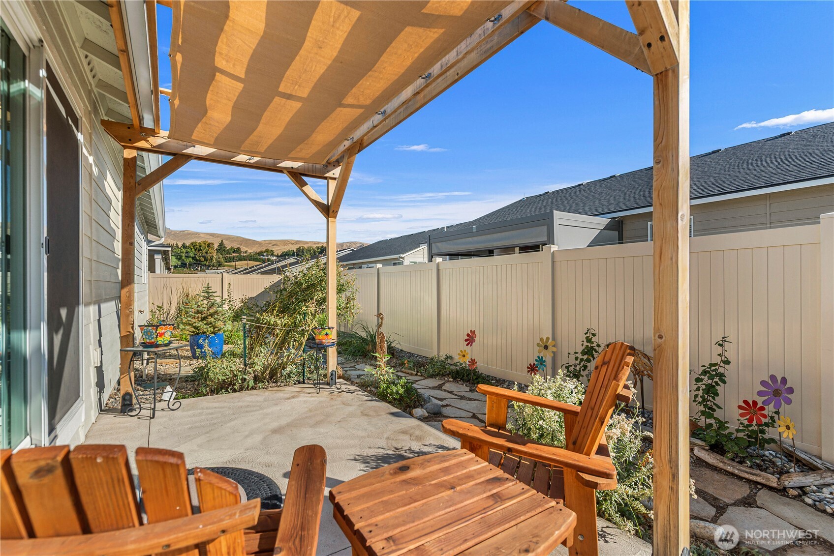 89 Emma Drive Property Photo 8